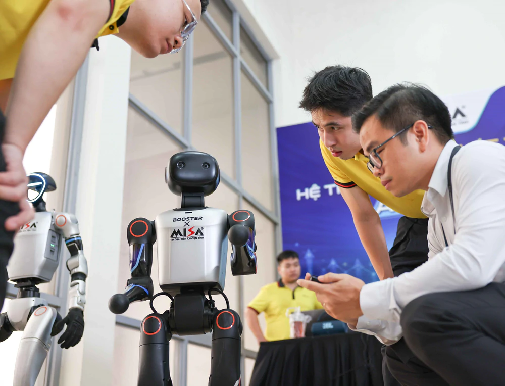 Phát triển năng lực AI phù hợp với nhu cầu Việt Nam - Ảnh 2. Phát triển năng lực AI phù hợp với nhu cầu Việt Nam - Ảnh 2.