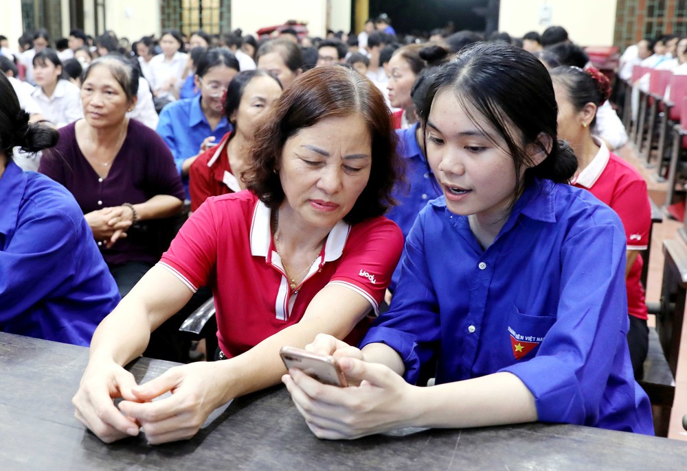Xây dựng xã hội học tập số: cách tiếp cận mới cho tăng trưởng, phát triển và tiến bộ xã hội - Ảnh 2.