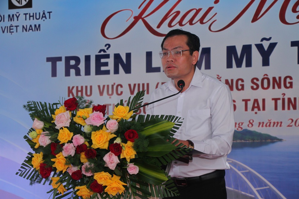115 tác phẩm hội tụ tại Triển lãm Mỹ thuật khu vực VIII - Đồng bằng sông Cửu Long - Ảnh 1. 115 tác phẩm hội tụ tại Triển lãm Mỹ thuật khu vực VIII - Đồng bằng sông Cửu Long - Ảnh 1.