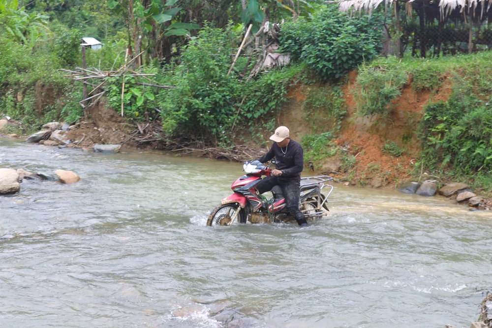 Nghệ An: Nhịp sống bản Na Ngân sau 4 ngày cô lập giữa đại ngàn Pù Huống - Ảnh 10. Nghệ An: Nhịp sống bản Na Ngân sau 4 ngày cô lập giữa đại ngàn Pù Huống - Ảnh 10.
