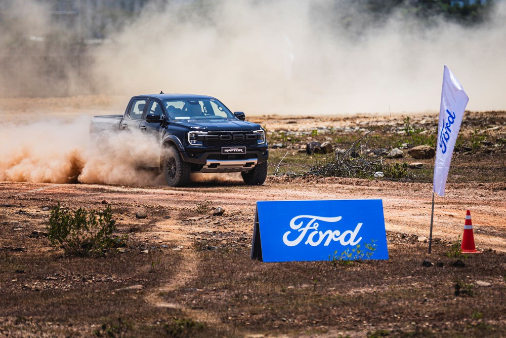 Chuỗi trải nghiệm "Ready Set Ford" thu hút khách hàng toàn quốc kéo dài tới hết tháng 10 - Ảnh 1. Chuỗi trải nghiệm "Ready Set Ford" thu hút khách hàng toàn quốc kéo dài tới hết tháng 10 - Ảnh 1.