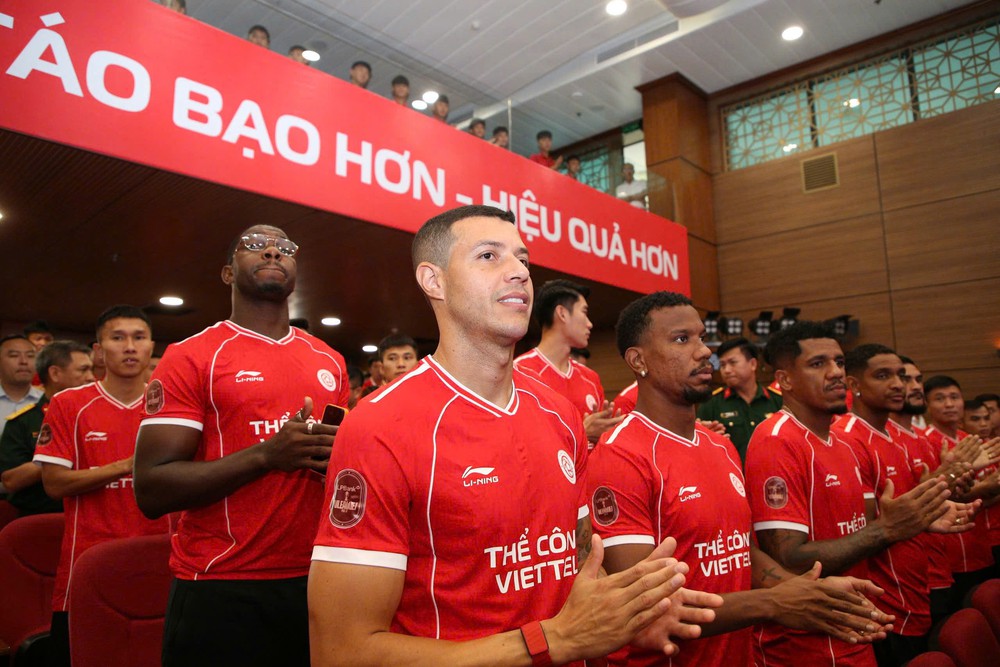 Thể Công - Viettel trình làng 11 tân binh, đặt mục tiêu vô địch V.League 2026/27 - Ảnh 2. Thể Công - Viettel trình làng 11 tân binh, đặt mục tiêu vô địch V.League 2026/27 - Ảnh 2.