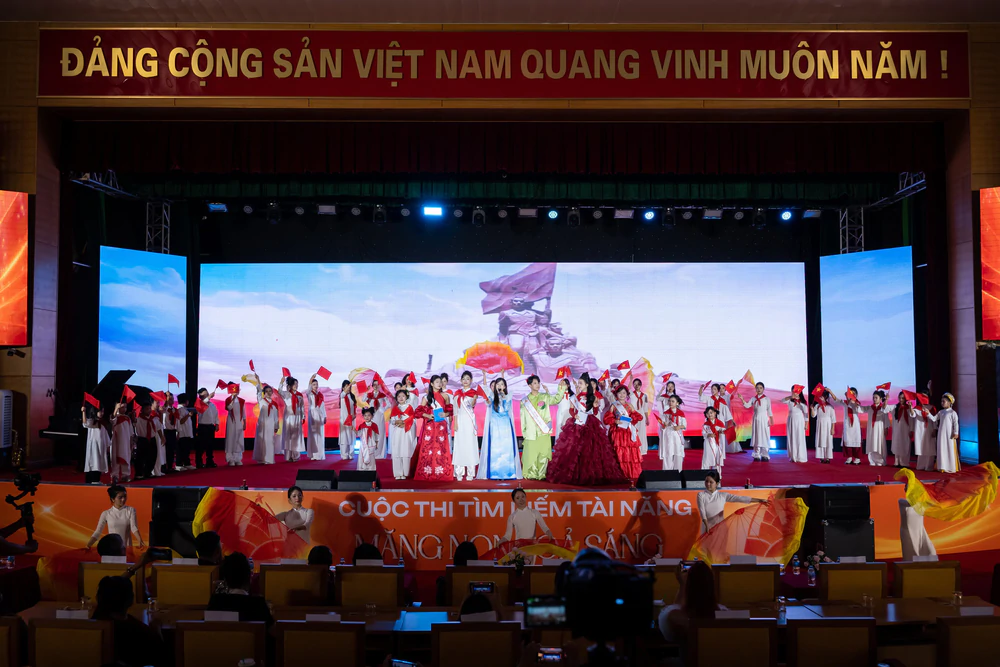 31 tài năng nhí toả sáng tại cuộc thi "Măng non toả sáng" - Ảnh 1.
