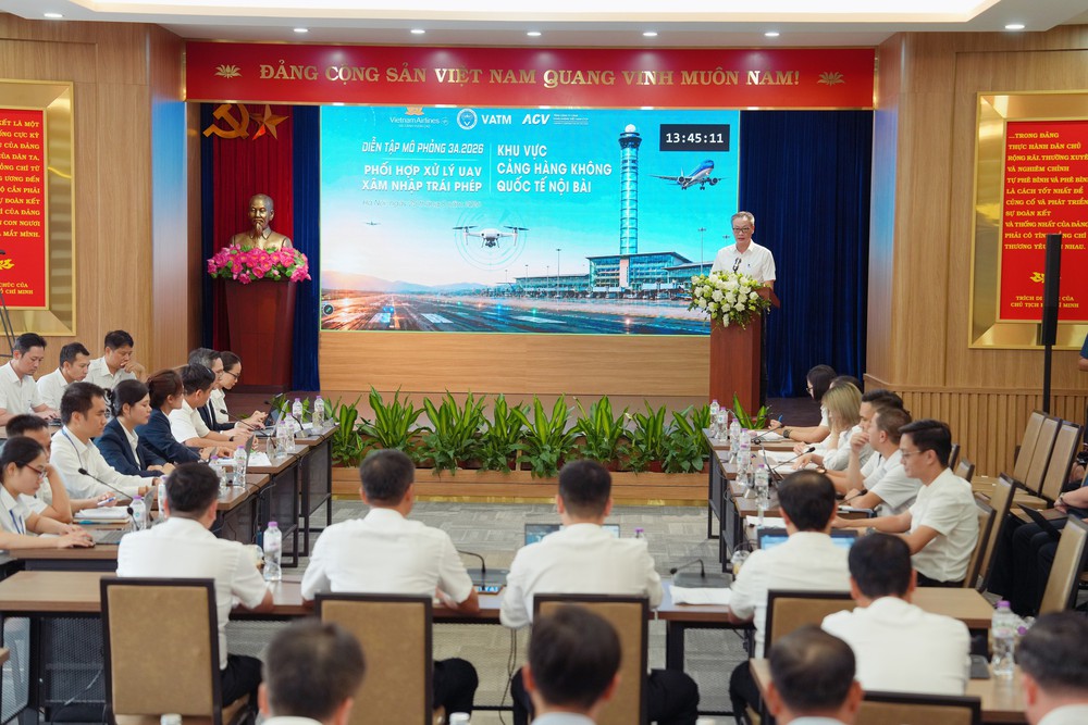 Phối hợp diễn tập ứng phó UAV xâm nhập trái phép tại sân bay - Ảnh 1. Phối hợp diễn tập ứng phó UAV xâm nhập trái phép tại sân bay - Ảnh 1.
