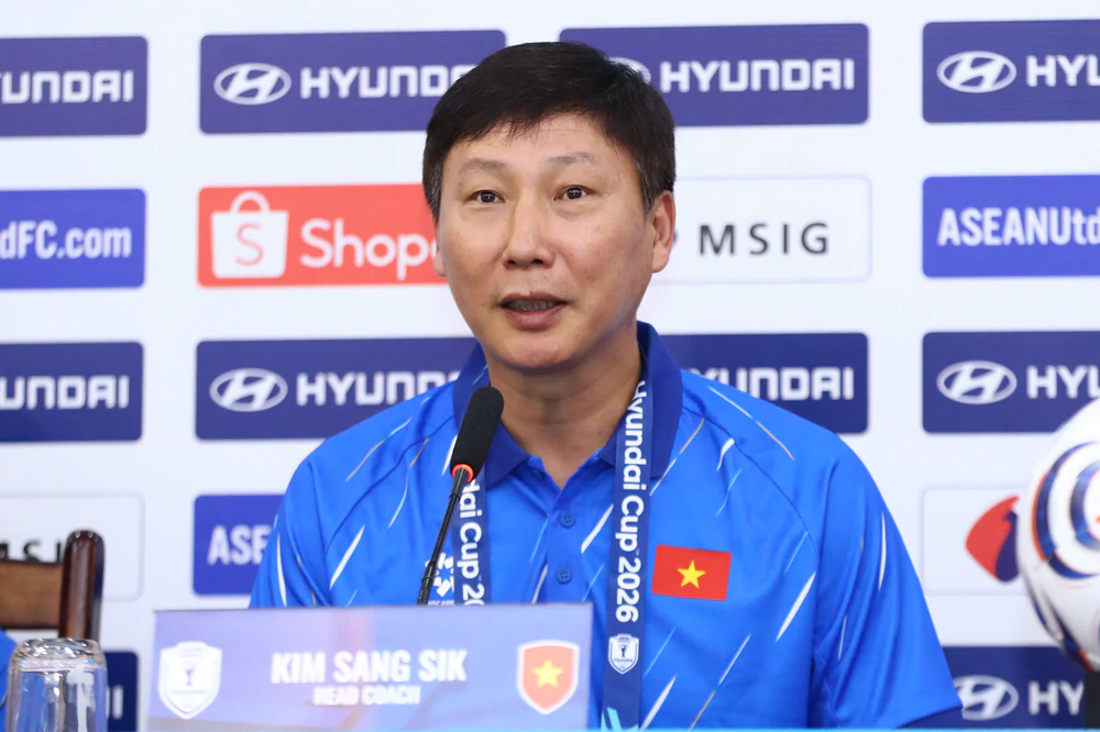 HLV Kim Sang Sik: ' Đội tuyển Việt Nam sẽ không chủ quan' - Ảnh 2. HLV Kim Sang Sik: ' Đội tuyển Việt Nam sẽ không chủ quan' - Ảnh 2.