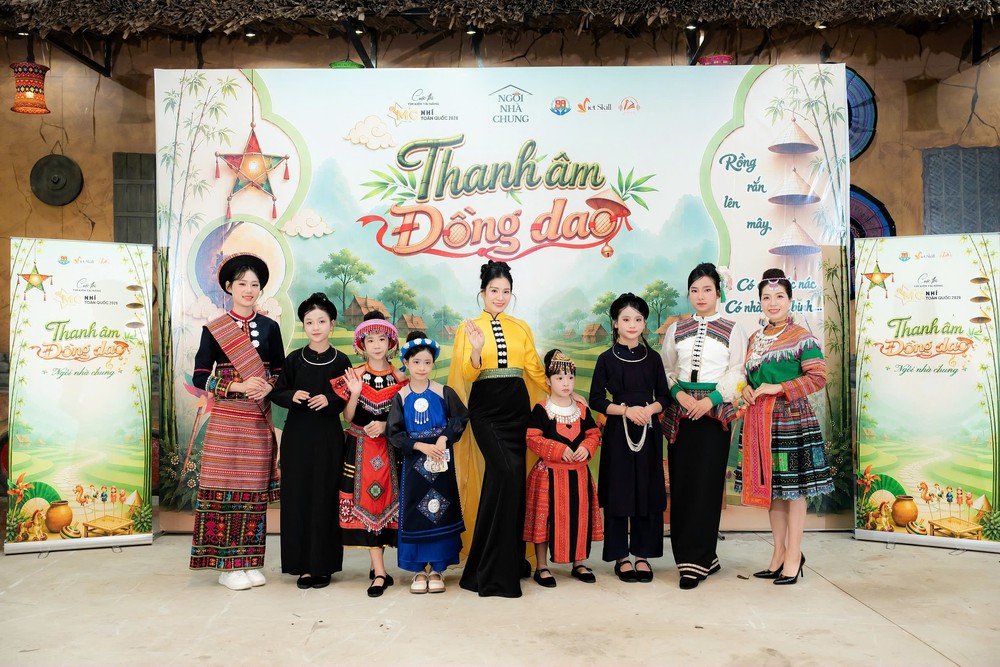 Đánh thức tuổi thơ với "Thanh âm đồng dao" - Ảnh 2. Đánh thức tuổi thơ với "Thanh âm đồng dao" - Ảnh 2.