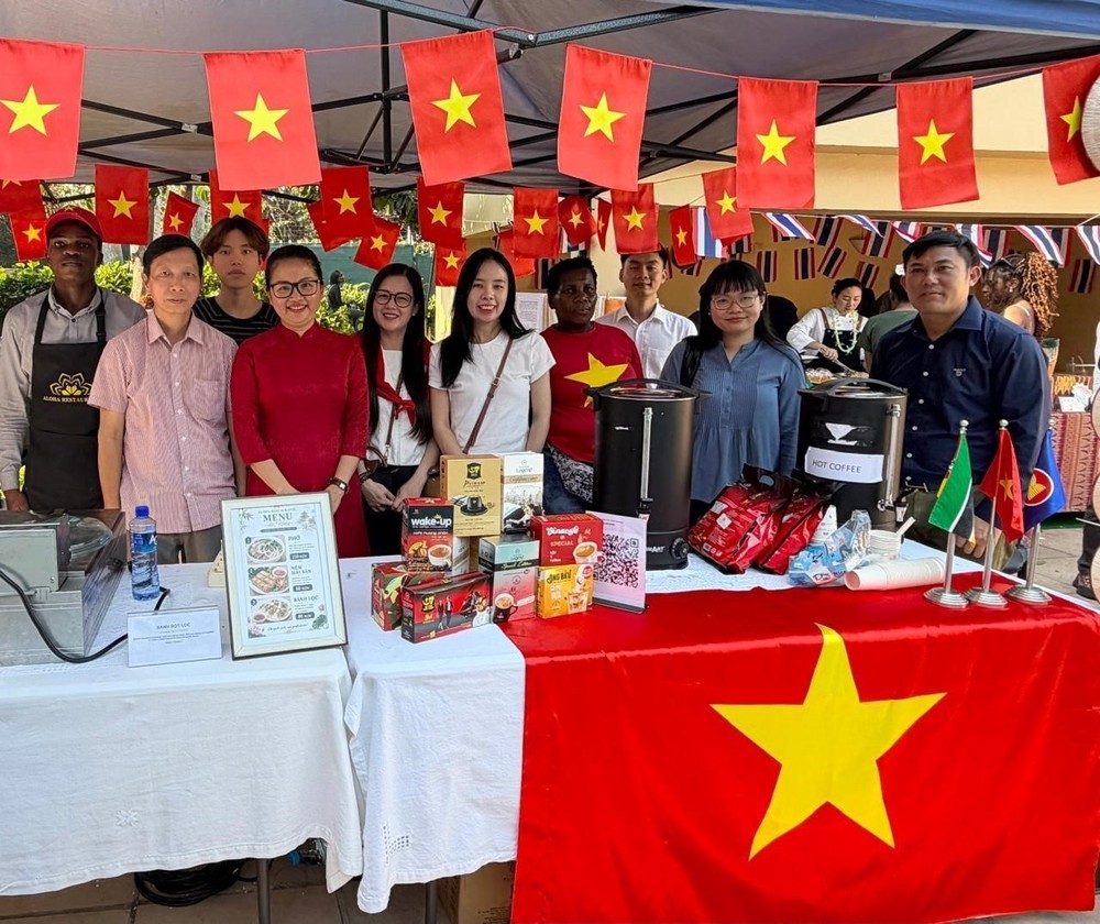 59 năm ASEAN: Lan tỏa hình ảnh ASEAN đa dạng, gắn kết đến bạn bè quốc tế - Ảnh 3. 59 năm ASEAN: Lan tỏa hình ảnh ASEAN đa dạng, gắn kết đến bạn bè quốc tế - Ảnh 3.