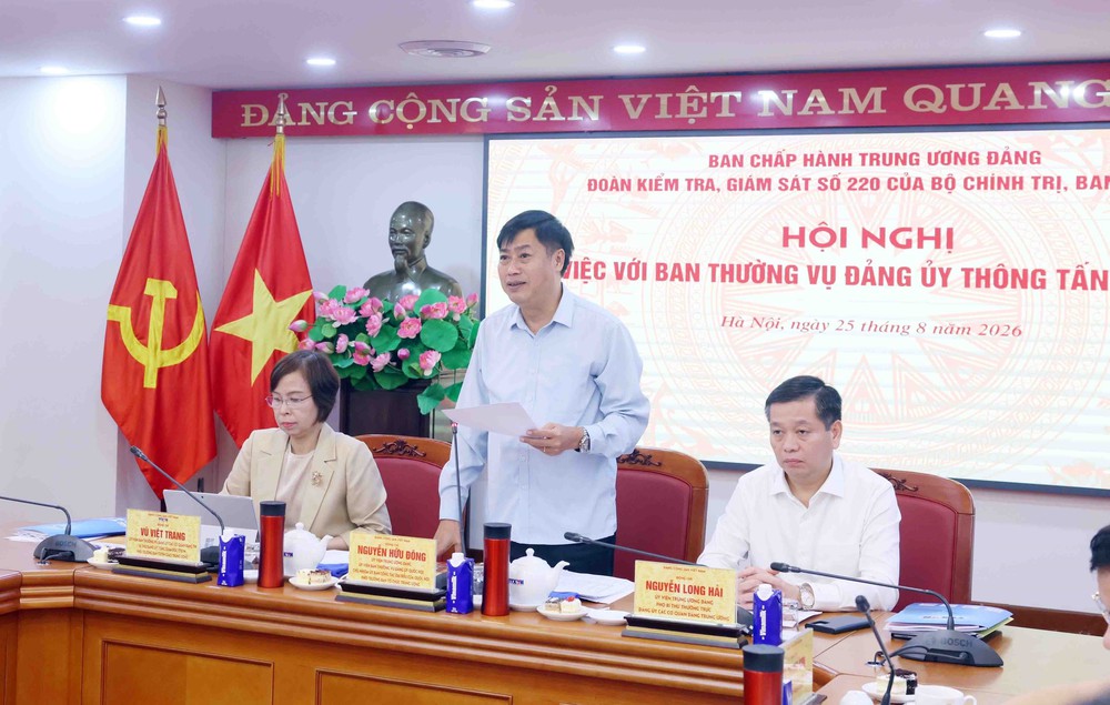 Đoàn Kiểm tra, giám sát của Bộ Chính trị, Ban Bí thư làm việc với Ban Thường vụ Đảng ủy TTXVN - Ảnh 3. Đoàn Kiểm tra, giám sát của Bộ Chính trị, Ban Bí thư làm việc với Ban Thường vụ Đảng ủy TTXVN - Ảnh 3.