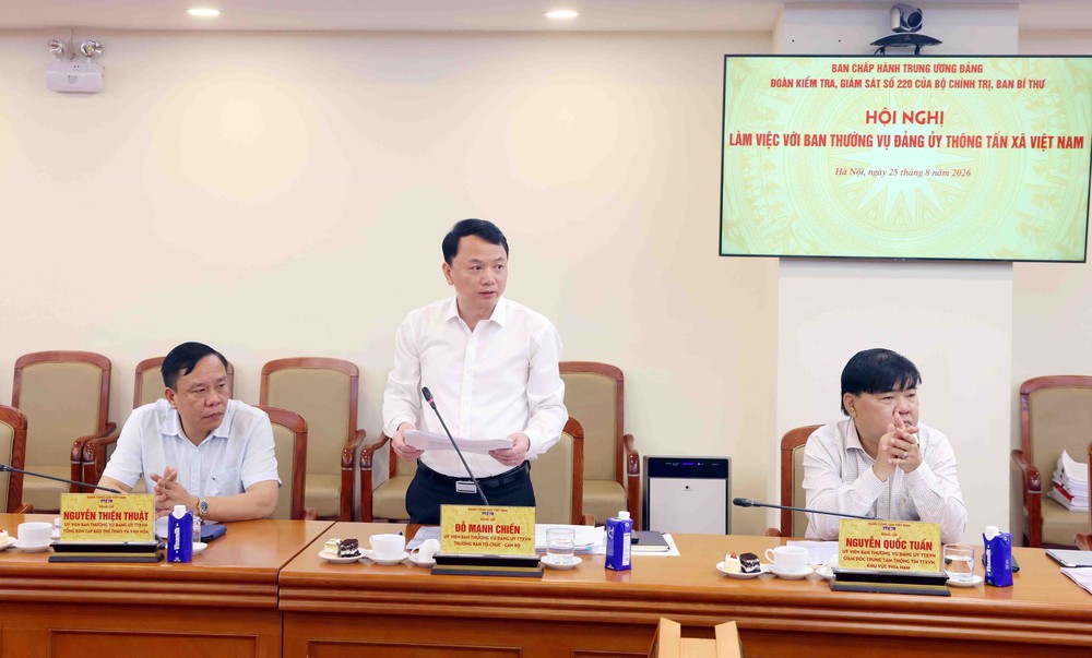 Đoàn Kiểm tra, giám sát của Bộ Chính trị, Ban Bí thư làm việc với Ban Thường vụ Đảng ủy TTXVN - Ảnh 5. Đoàn Kiểm tra, giám sát của Bộ Chính trị, Ban Bí thư làm việc với Ban Thường vụ Đảng ủy TTXVN - Ảnh 5.