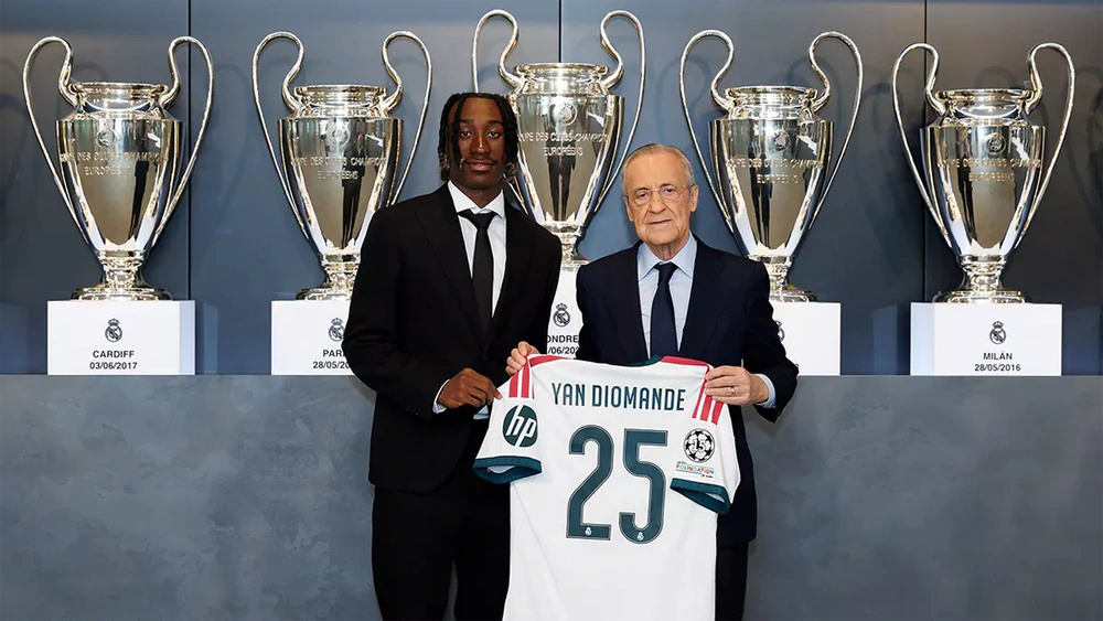 Từ đôi dép trắng đến Real Madrid: Hành trình đặc biệt của Yan Diomande - Ảnh 1.