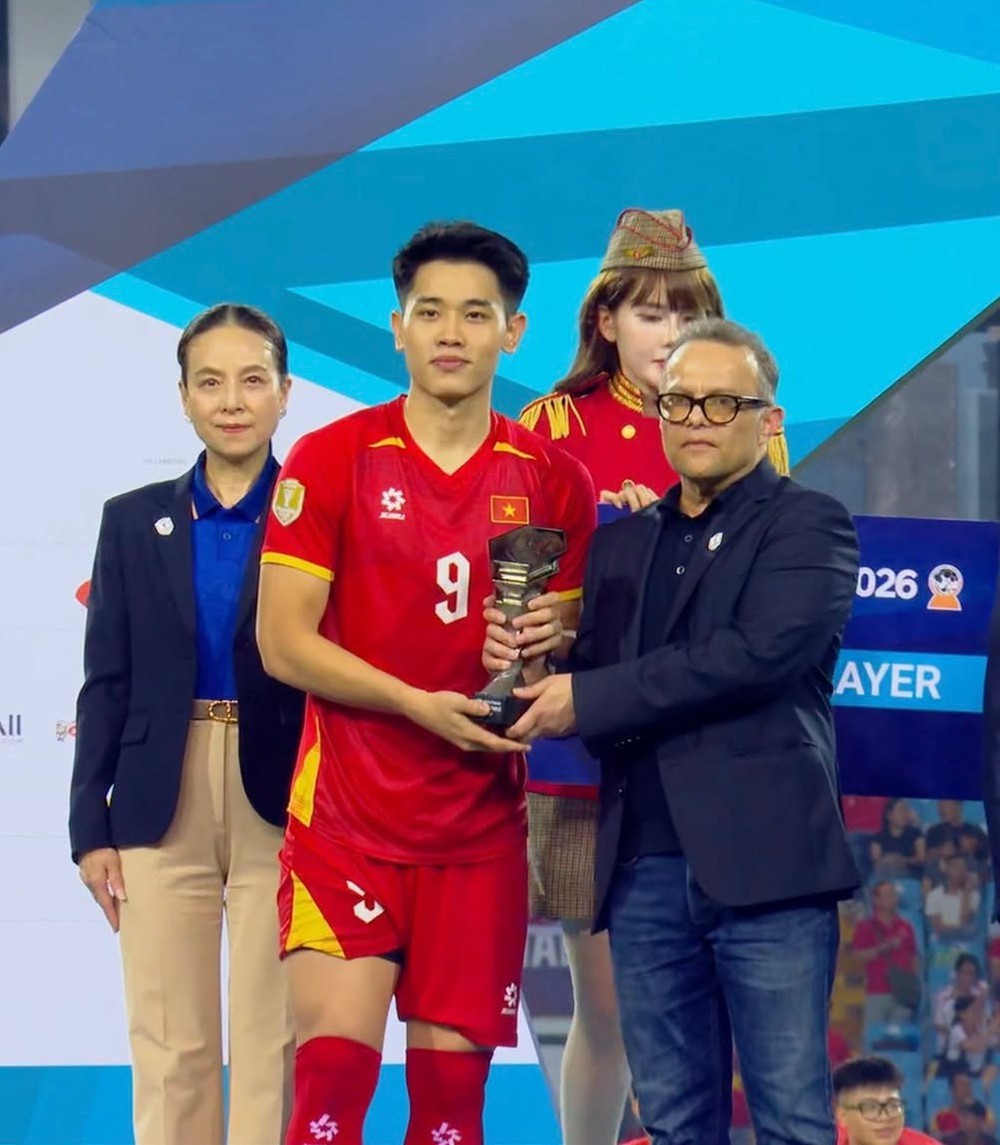 ĐT Việt Nam áp đảo các danh hiệu cá nhân của ASEAN Cup 2026 - Ảnh 1.