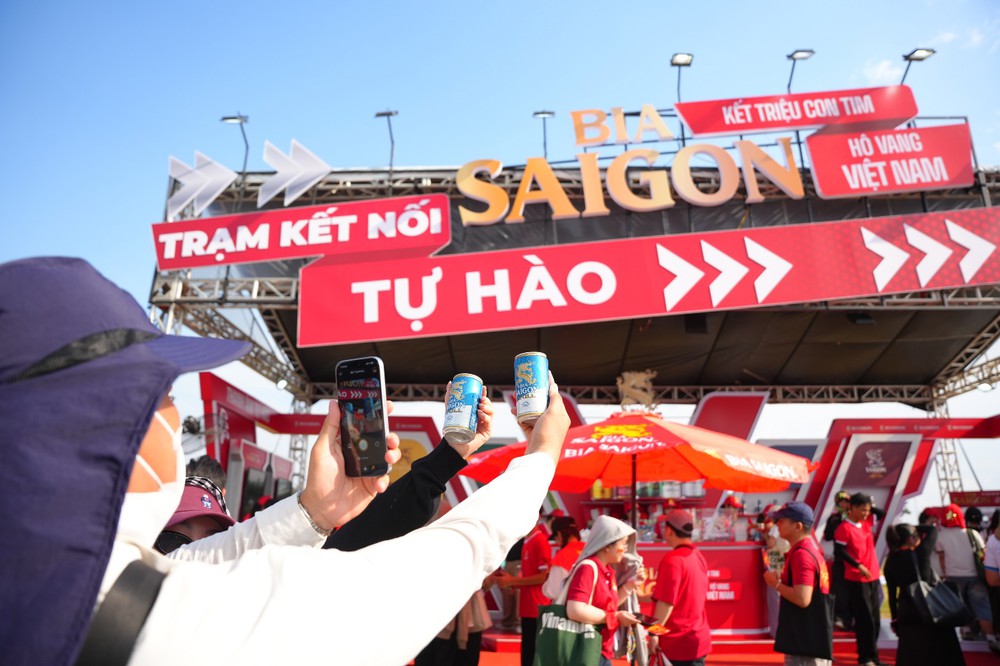 Cùng Bia Saigon kết triệu con tim: Nơi niềm tự hào Việt Nam bùng cháy trong từng khoảnh khắc - Ảnh 4.
