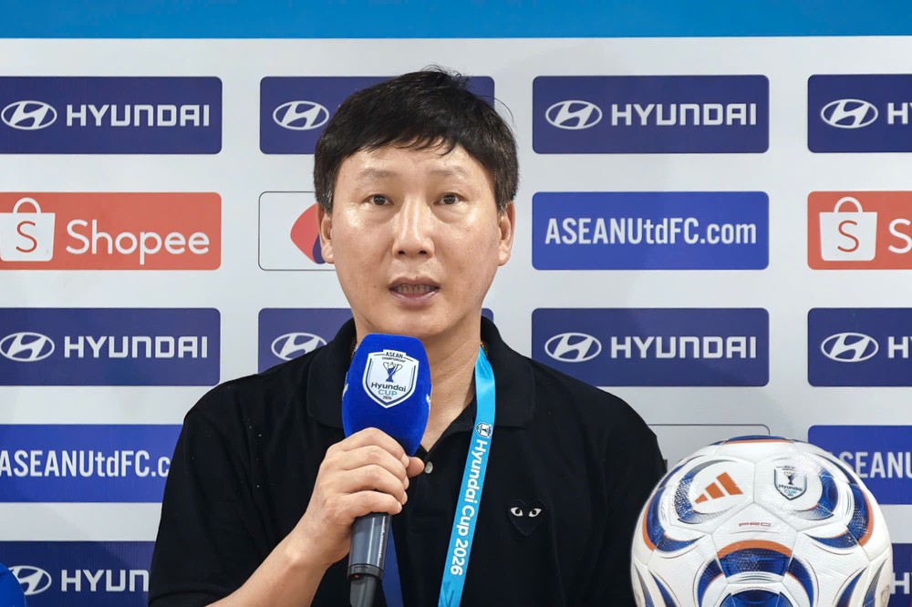 
HLV Kim Sang Sik: 'Đội tuyển Việt Nam đã viết lên trang sử mới, tôi xin nhận danh xưng King' - Ảnh 1.