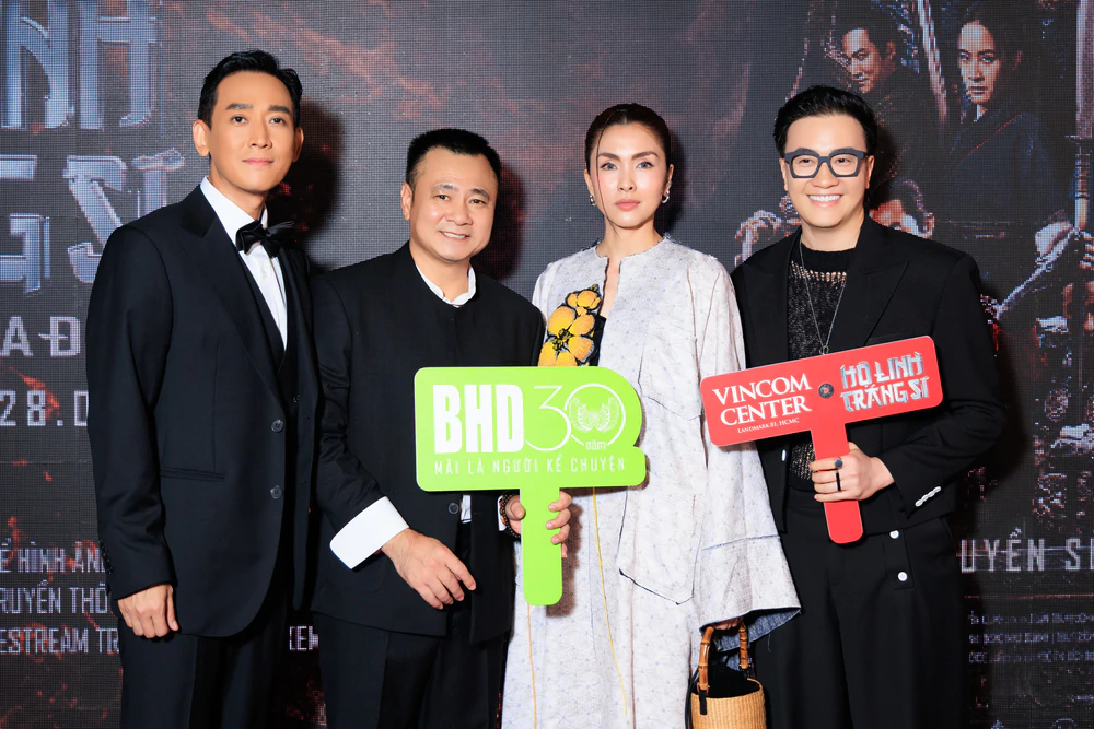 Đông đảo nghệ sĩ Việt tụ họp tại thảm đỏ "Hộ linh tráng sĩ" - Ảnh 1. Đông đảo nghệ sĩ Việt tụ họp tại thảm đỏ "Hộ linh tráng sĩ" - Ảnh 1.