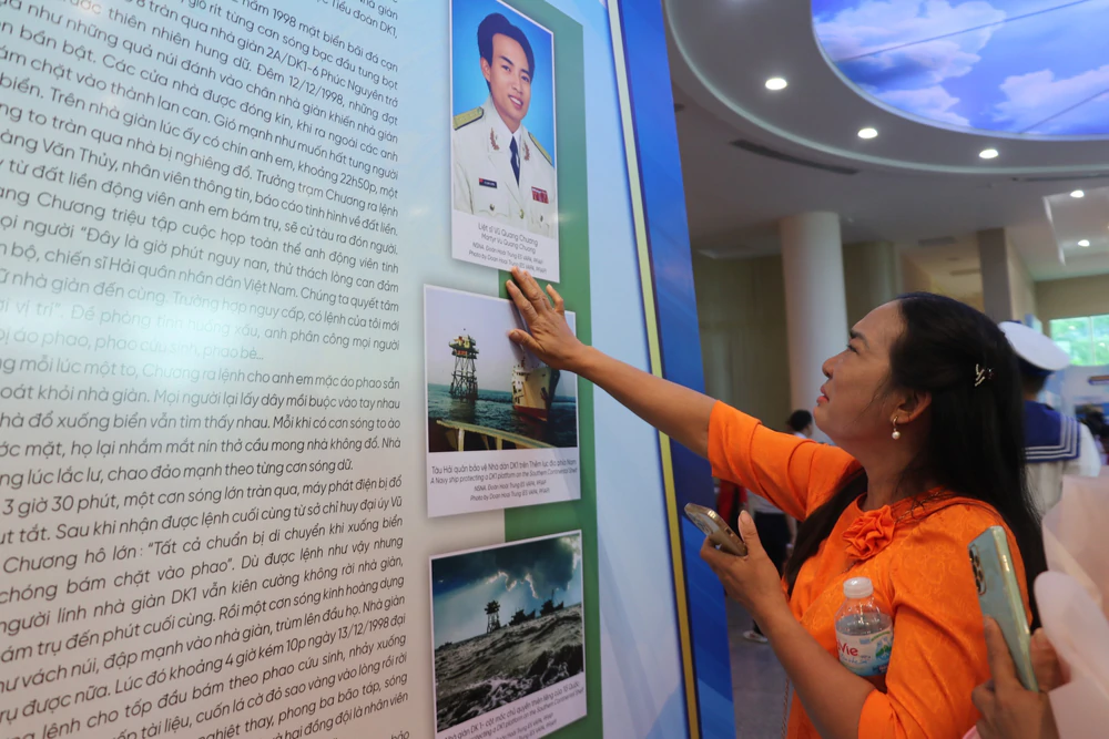 Hơn 160 tư liệu, hình ảnh tôn vinh người chiến sĩ Hải quân nhân dân Việt Nam - Ảnh 3.