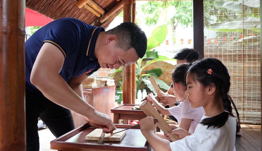 Dịp Quốc khánh 2/9 ở Hà Nội: Xem gì, chơi gì, đi đâu? - Ảnh 5.