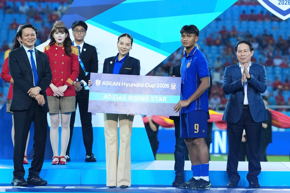 Thua Việt Nam ở chung kết, HLV Hudson lập tức hướng tới FIFA ASEAN Cup 2026 - Ảnh 2. Thua Việt Nam ở chung kết, HLV Hudson lập tức hướng tới FIFA ASEAN Cup 2026 - Ảnh 2.