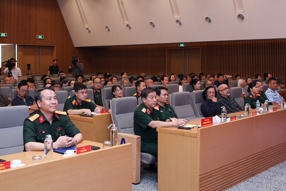 Phát động sáng tác mỹ thuật toàn quốc đề tài lực lượng vũ trang – chiến tranh cách mạng giai đoạn 2026-2030 - Ảnh 2. Phát động sáng tác mỹ thuật toàn quốc đề tài lực lượng vũ trang – chiến tranh cách mạng giai đoạn 2026-2030 - Ảnh 2.