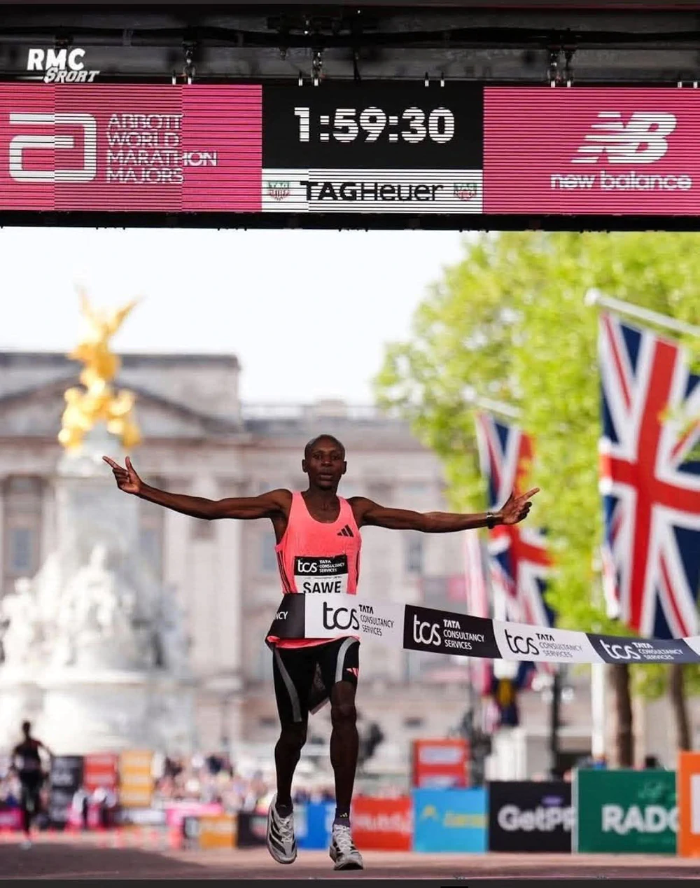 Sabastian Sawe lỡ Berlin Marathon 2026 vì chấn thương. Ảnh: FBNV