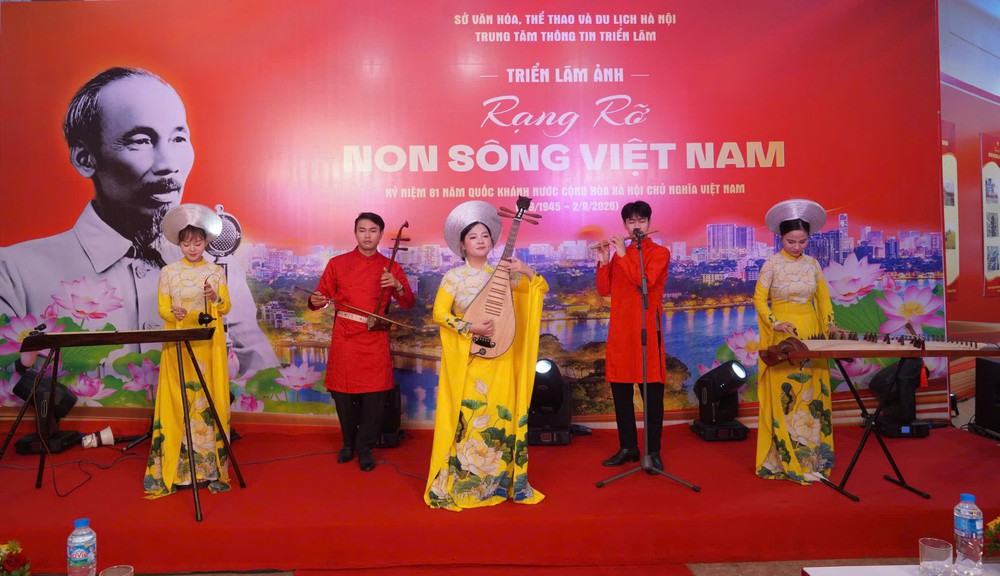 Dịp Quốc khánh 2/9 ở Hà Nội: Đi đâu, chơi gì, xem gì? - Ảnh 3.