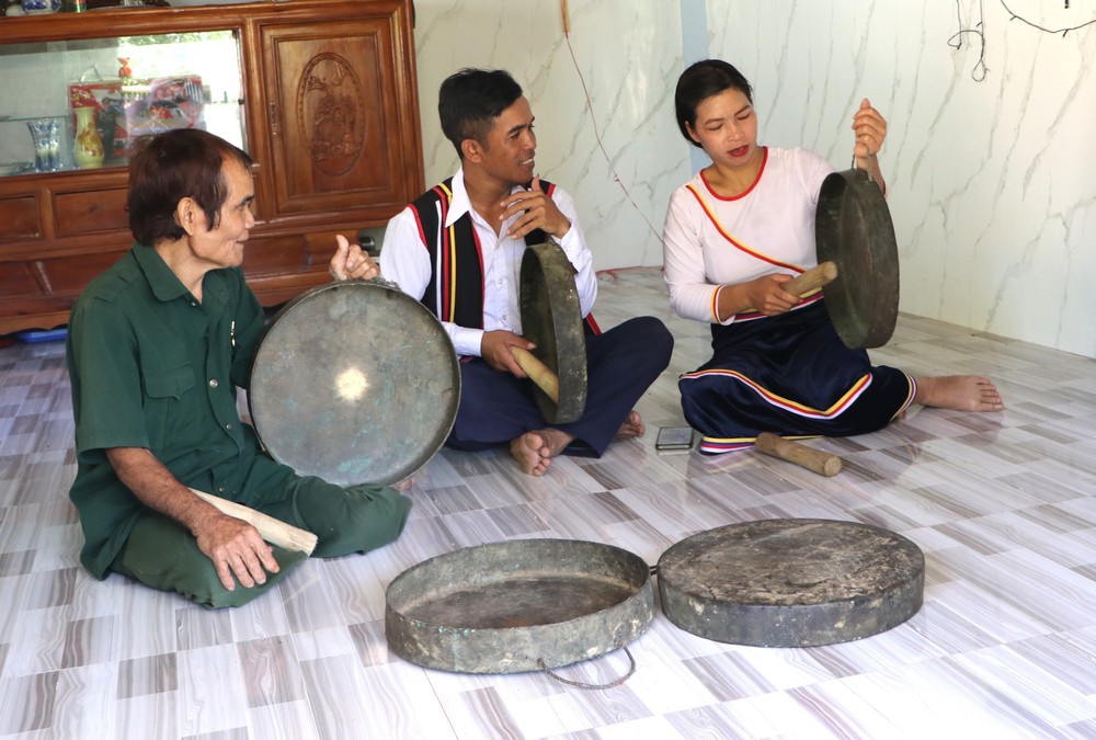 Kết nối truyền thống và tương lai qua các Ngày hội văn hóa dân gian - Ảnh 2. Kết nối truyền thống và tương lai qua các Ngày hội văn hóa dân gian - Ảnh 2.