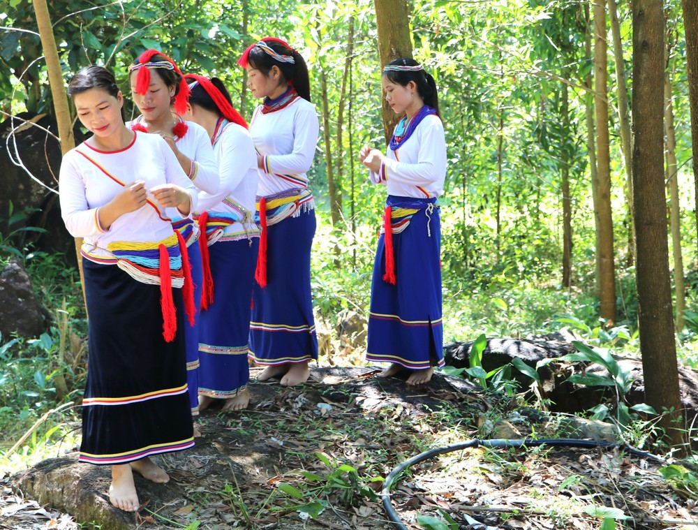 Kết nối truyền thống và tương lai qua các Ngày hội văn hóa dân gian - Ảnh 1. Kết nối truyền thống và tương lai qua các Ngày hội văn hóa dân gian - Ảnh 1.