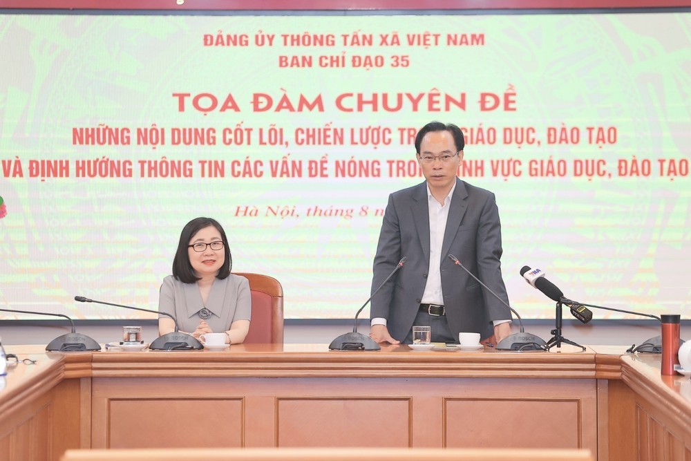 Bộ trưởng Hoàng Minh Sơn: Giảm áp lực cho học sinh từ những thay đổi căn bản của hệ thống giáo dục - Ảnh 4.