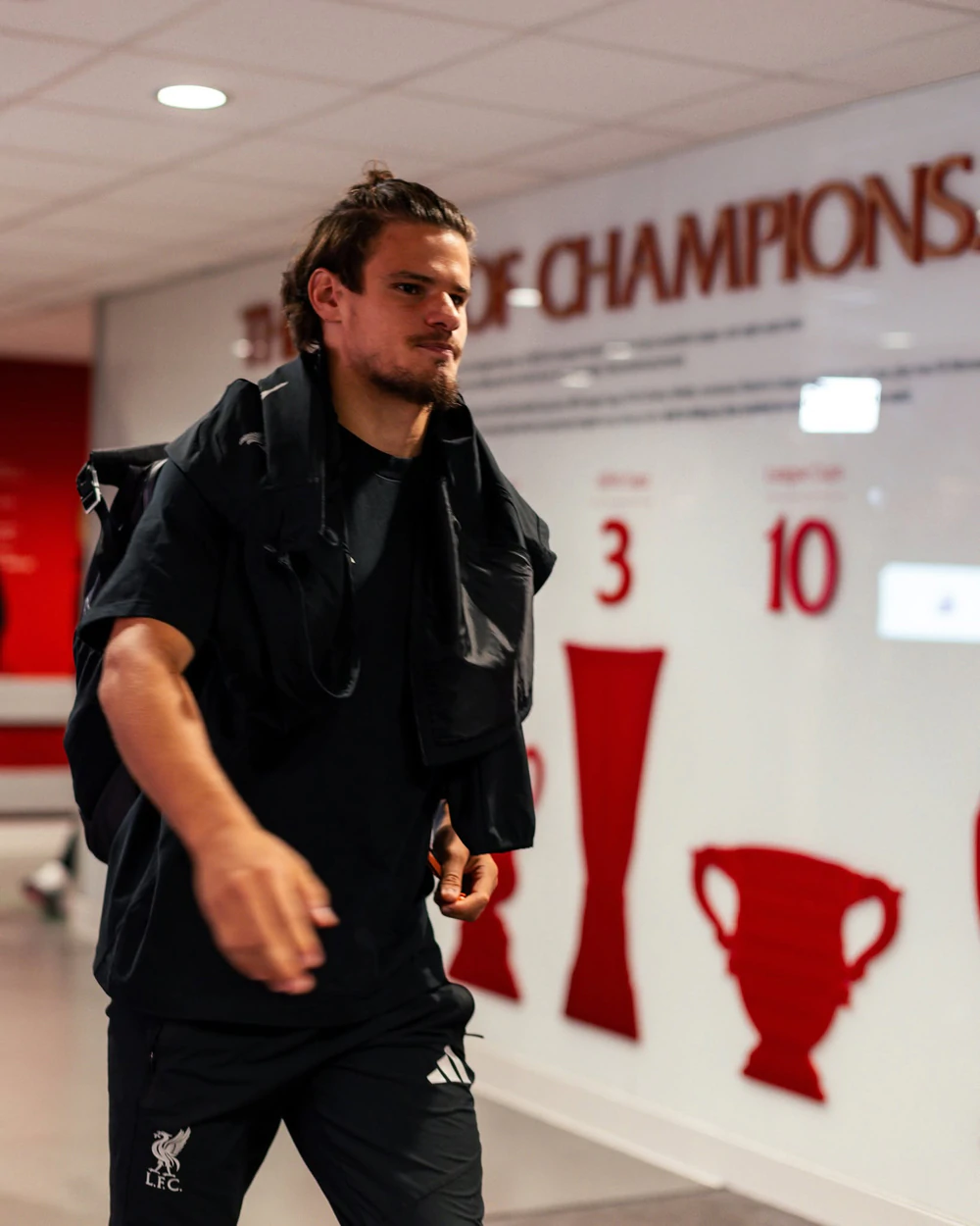 TRỰC TIẾP bóng đá Liverpool vs Nottingham Forest: Isak và Gakpo đá chính - Ảnh 4.