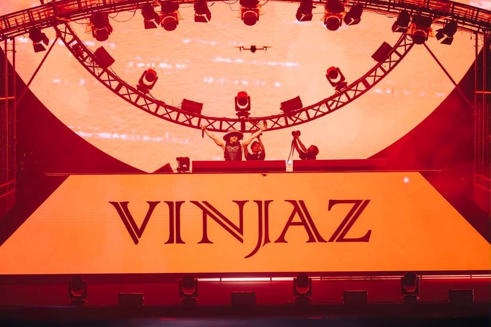 DJ Việt mang nón lá đi khắp thế giới: 17 năm theo đuổi âm nhạc điện tử - Ảnh 3.