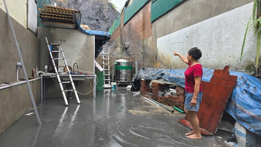 Mưa lớn gây sạt lở, ngập úng cục bộ tại nhiều tuyến đường Lào Cai - Ảnh 7.