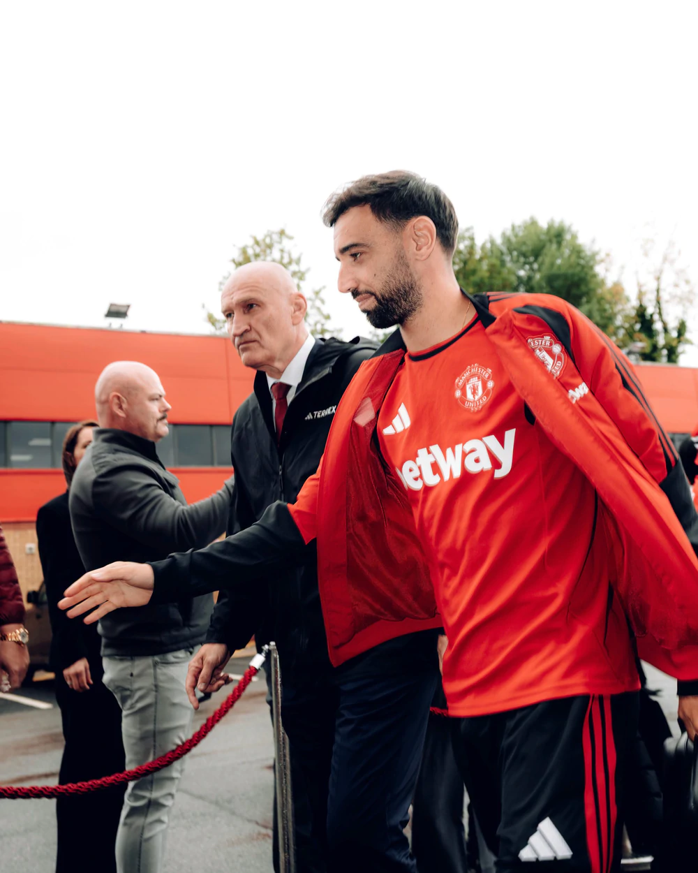 TRỰC TIẾP bóng đá MU vs Ipswich: Bruno Fernandes và Mbeumo đá chính - Ảnh 6.