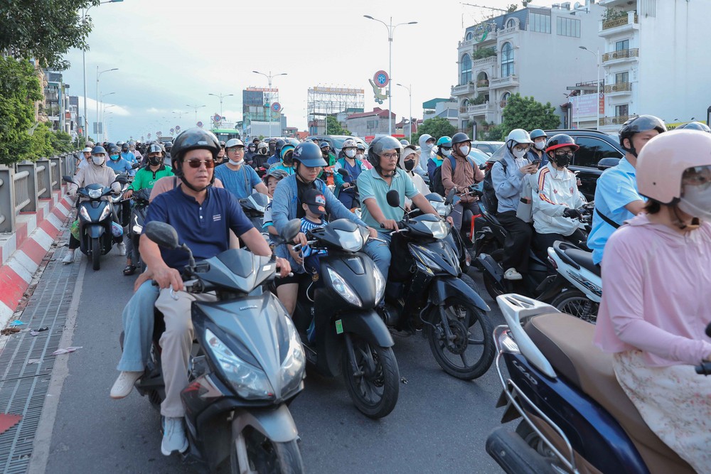 Ngày thứ hai kỳ nghỉ lễ, toàn quốc xảy ra 46 vụ tai nạn giao thông - Ảnh 1.