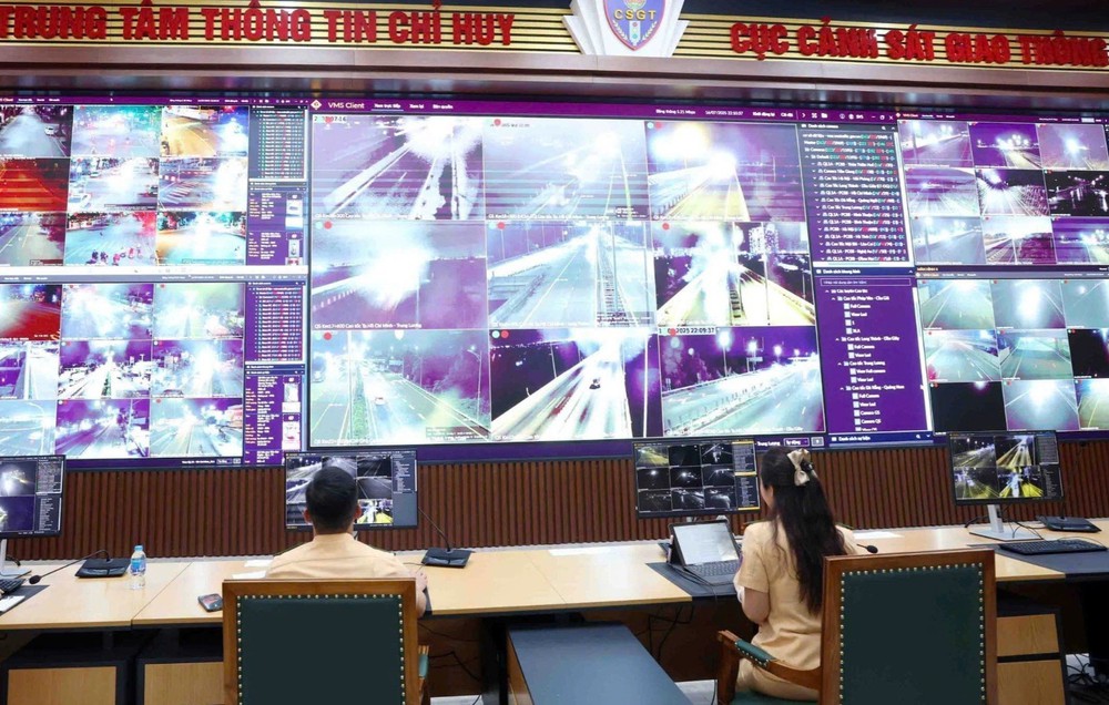 Giữ khoảng cách với xe liền trước để hình thành thói quen an toàn khi tham gia giao thông - Ảnh 1. Giữ khoảng cách với xe liền trước để hình thành thói quen an toàn khi tham gia giao thông - Ảnh 1.