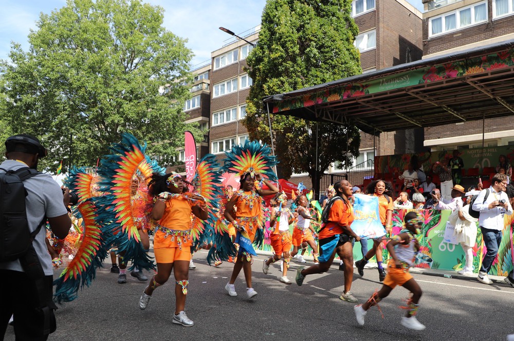 Lễ hội Văn hóa vùng Caribe tại Anh - Notting Hill Carnival 2026 - Ảnh 6. Lễ hội Văn hóa vùng Caribe tại Anh - Notting Hill Carnival 2026 - Ảnh 6.