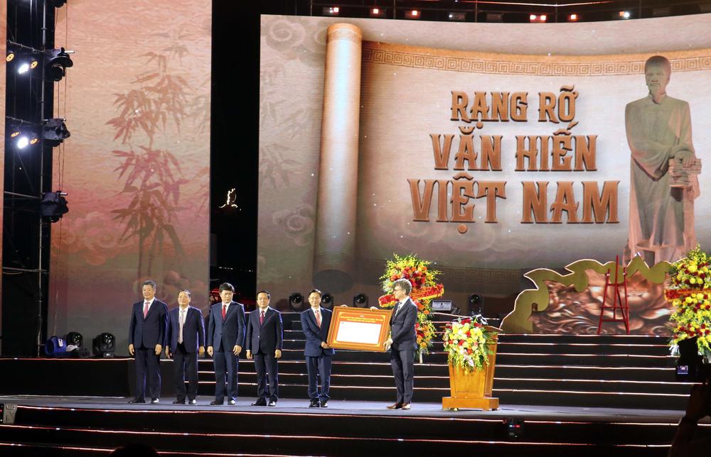 Hệ giá trị của danh nhân Lê Quý Đôn, nhìn từ hồ sơ trình UNESCO - Ảnh 1. Hệ giá trị của danh nhân Lê Quý Đôn, nhìn từ hồ sơ trình UNESCO - Ảnh 1.