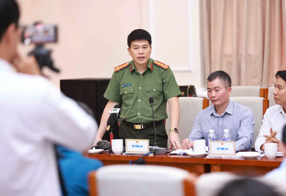 Xét tuyển đại học riêng với thí sinh tại điểm thi Trường Trung học Phổ  Chuyên Tuyên Quang - Ảnh 1.