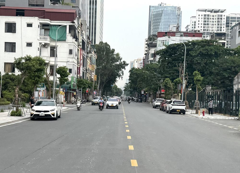 Dự án mở rộng đường Nguyễn Tuân sắp hoàn thành, tăng kết nối khu vực phía Tây Nam Hà Nội - Ảnh 9. Dự án mở rộng đường Nguyễn Tuân sắp hoàn thành, tăng kết nối khu vực phía Tây Nam Hà Nội - Ảnh 9.