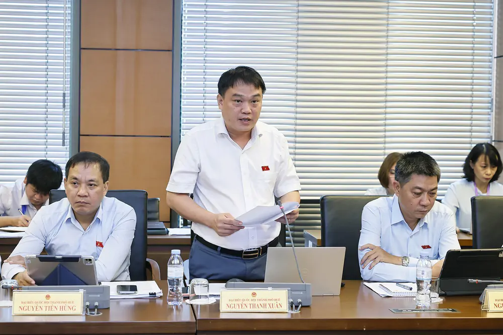 Kỳ họp không thường lệ thứ Nhất, Quốc hội khóa XVI: Hoàn thiện pháp luật để phát triển hệ sinh thái xuất bản trong môi trường số - Ảnh 2.