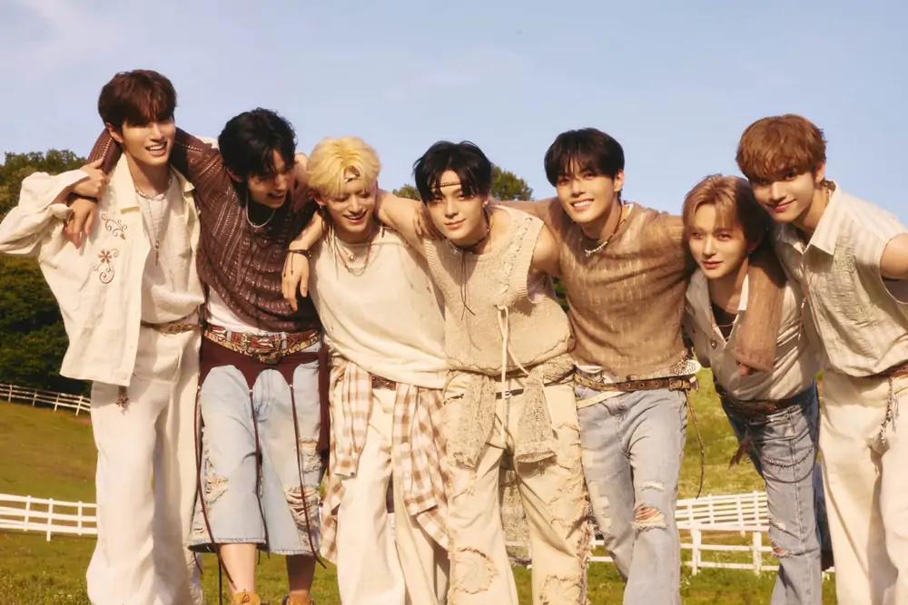 Thương hiệu FILLIDUS đồng hành cùng fan concert nhóm nhạc K-pop WHIB tại Việt Nam - Ảnh 3. Thương hiệu FILLIDUS đồng hành cùng fan concert nhóm nhạc K-pop WHIB tại Việt Nam - Ảnh 3.