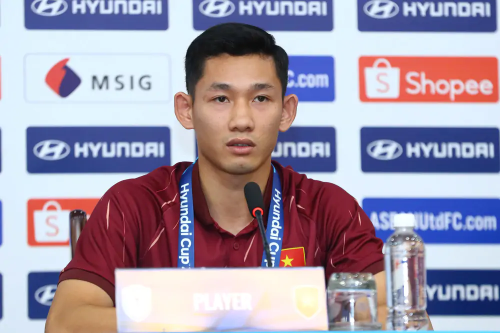 HLV Kim Sang Sik: 'Đội hình xuất phát có thể sẽ thay đổi' - Ảnh 2. HLV Kim Sang Sik: 'Đội hình xuất phát có thể sẽ thay đổi' - Ảnh 2.