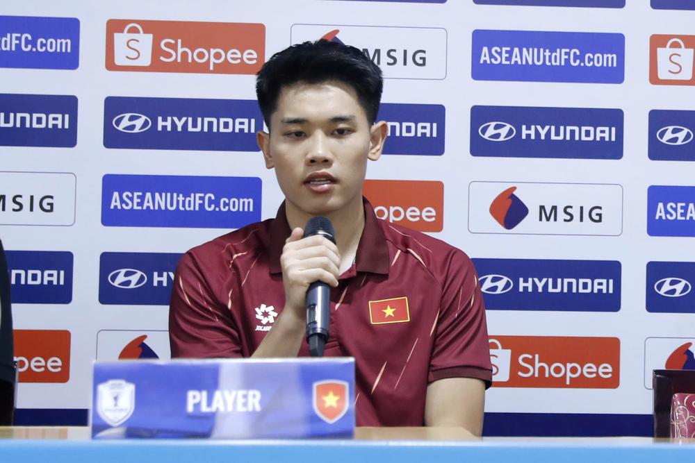 HLV Kim Sang Sik: 'Đình Bắc cần vươn khỏi tầm Đông Nam Á' - Ảnh 2.