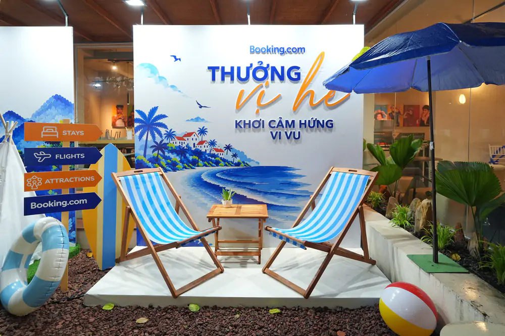 Booking.com tổ chức không gian trải nghiệm pop-up, truyền cảm hứng du lịch hè - Ảnh 1. Booking.com tổ chức không gian trải nghiệm pop-up, truyền cảm hứng du lịch hè - Ảnh 1.
