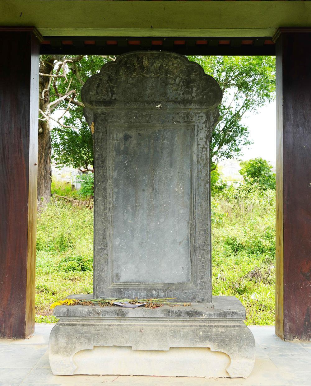 Huế cần sớm tu bổ tôn tạo di tích Võ Miếu - Ảnh 11. Huế cần sớm tu bổ tôn tạo di tích Võ Miếu - Ảnh 11.