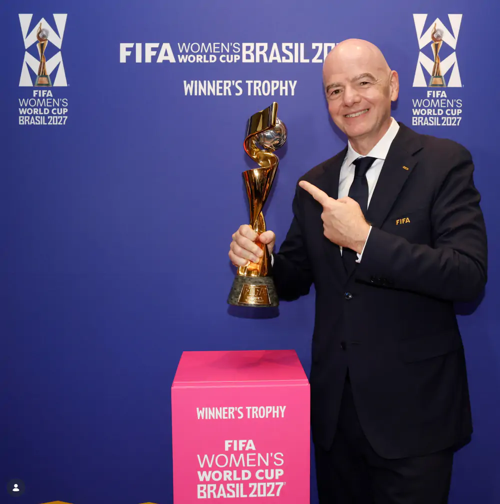 Gianni Infantino chao đảo giữa “bão” FIFA: Hé lộ khoản tiền 6 con số liên quan đến nữ nhân viên - Ảnh 1. Gianni Infantino chao đảo giữa “bão” FIFA: Hé lộ khoản tiền 6 con số liên quan đến nữ nhân viên - Ảnh 1.