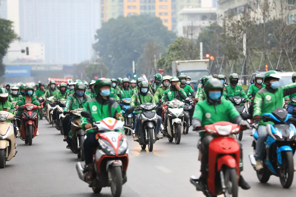  Grab bị phạt 1,36 tỷ đồng với 6 hành vi vi phạm - Ảnh 1.