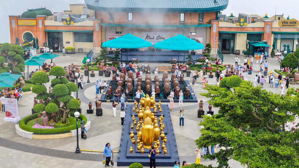 Triển lãm "Kinh gốm – Thanh âm thế gian": Kết nối nghệ thuật gốm Phù Lãng với không gian núi Bà Đen - Ảnh 2.