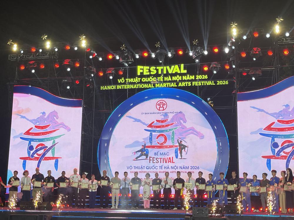 Hà Nội bế mạc Festival Võ thuật Quốc tế 2026, lan tỏa hào khí Thăng Long - Ảnh 8. Hà Nội bế mạc Festival Võ thuật Quốc tế 2026, lan tỏa hào khí Thăng Long - Ảnh 8.