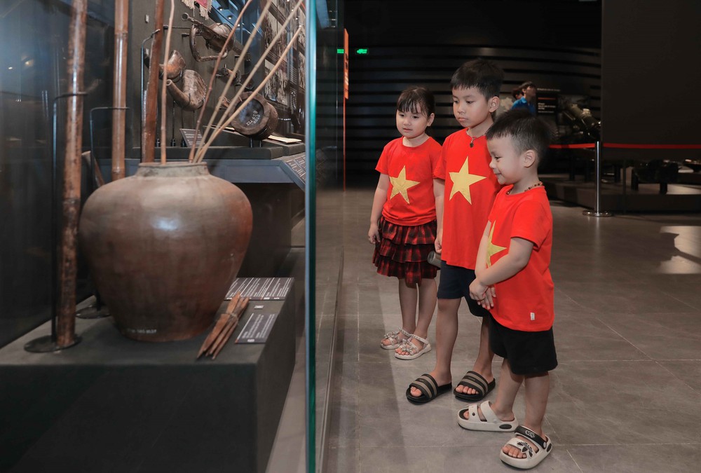 Bảo tàng Lịch sử Quân sự Việt Nam miễn phí vé tham quan dịp Lễ Quốc khánh - Ảnh 16. Bảo tàng Lịch sử Quân sự Việt Nam miễn phí vé tham quan dịp Lễ Quốc khánh - Ảnh 16.
