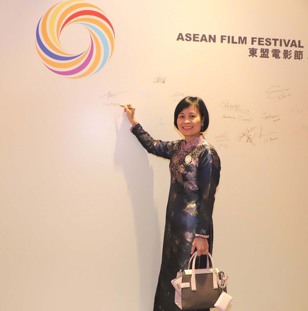"Thanh âm vượt đại dương" – Bản tình ca từ ngục tù Côn Đảo ghi dấu ấn tại Hong Kong (Trung Quốc) - Ảnh 1.