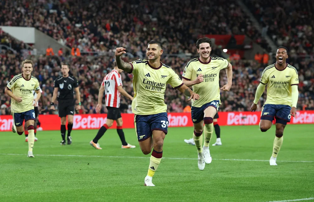 Premier League: Arsenal vẫn toàn thắng sau 4 vòng: Sức mạnh của sự thực dụng - Ảnh 1. Premier League: Arsenal vẫn toàn thắng sau 4 vòng: Sức mạnh của sự thực dụng - Ảnh 1.